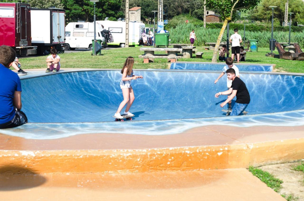 Camping Playa De Ajo Exteriör bild